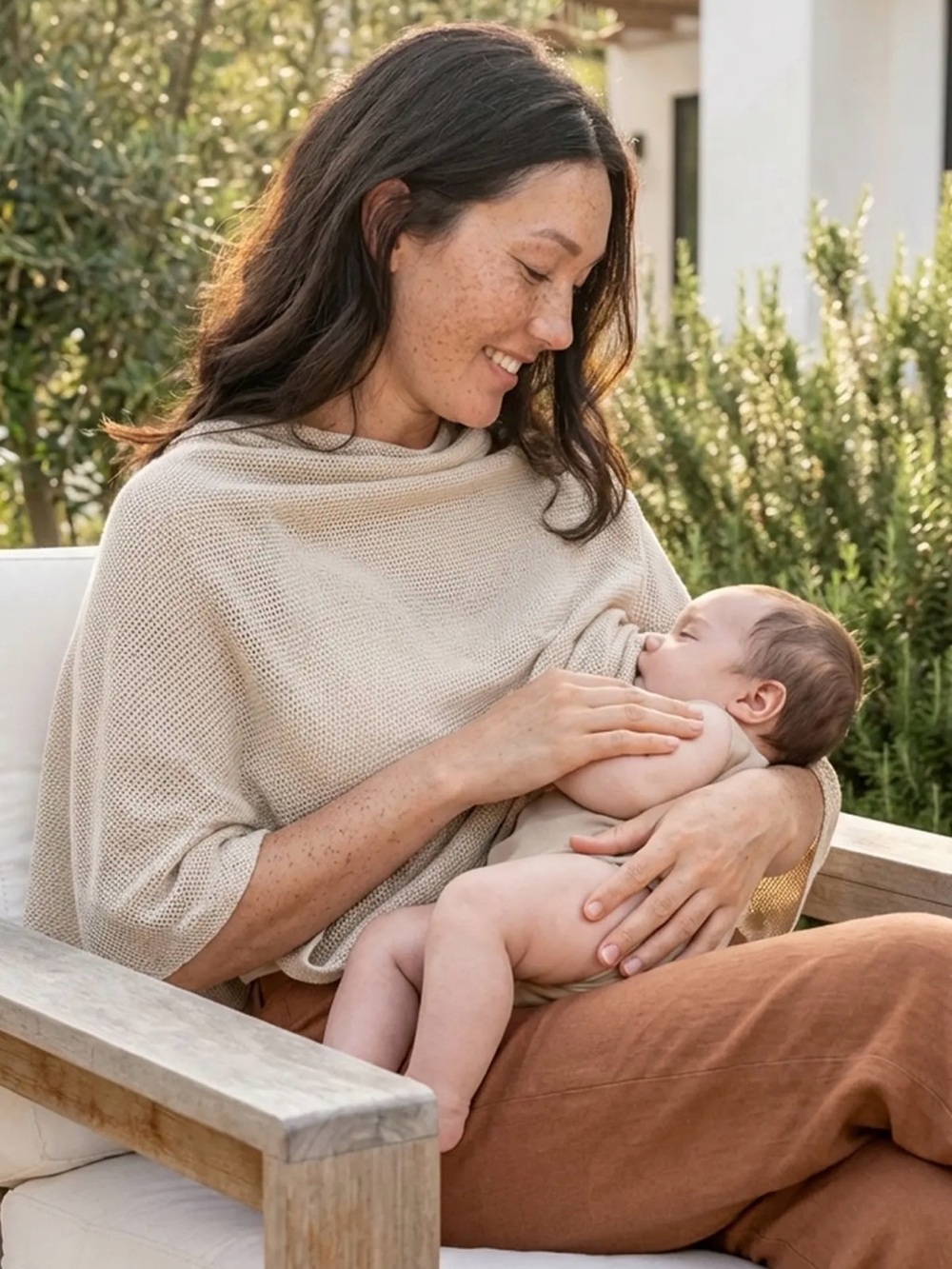 Black Cocoon by AMMA breastfeeding cover and poncho